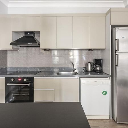 Central And Refreshing Flat In Beyoglu Istambul Exterior foto