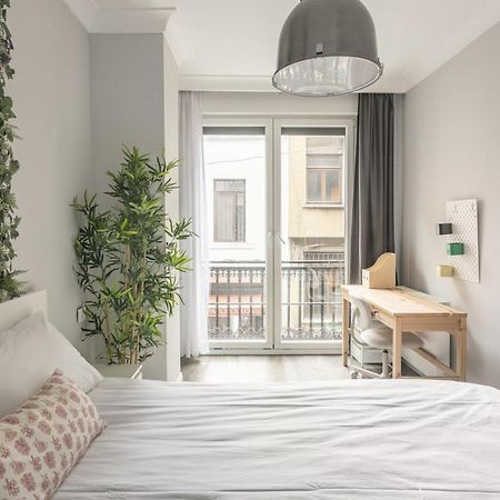 Central And Refreshing Flat In Beyoglu Istambul Exterior foto