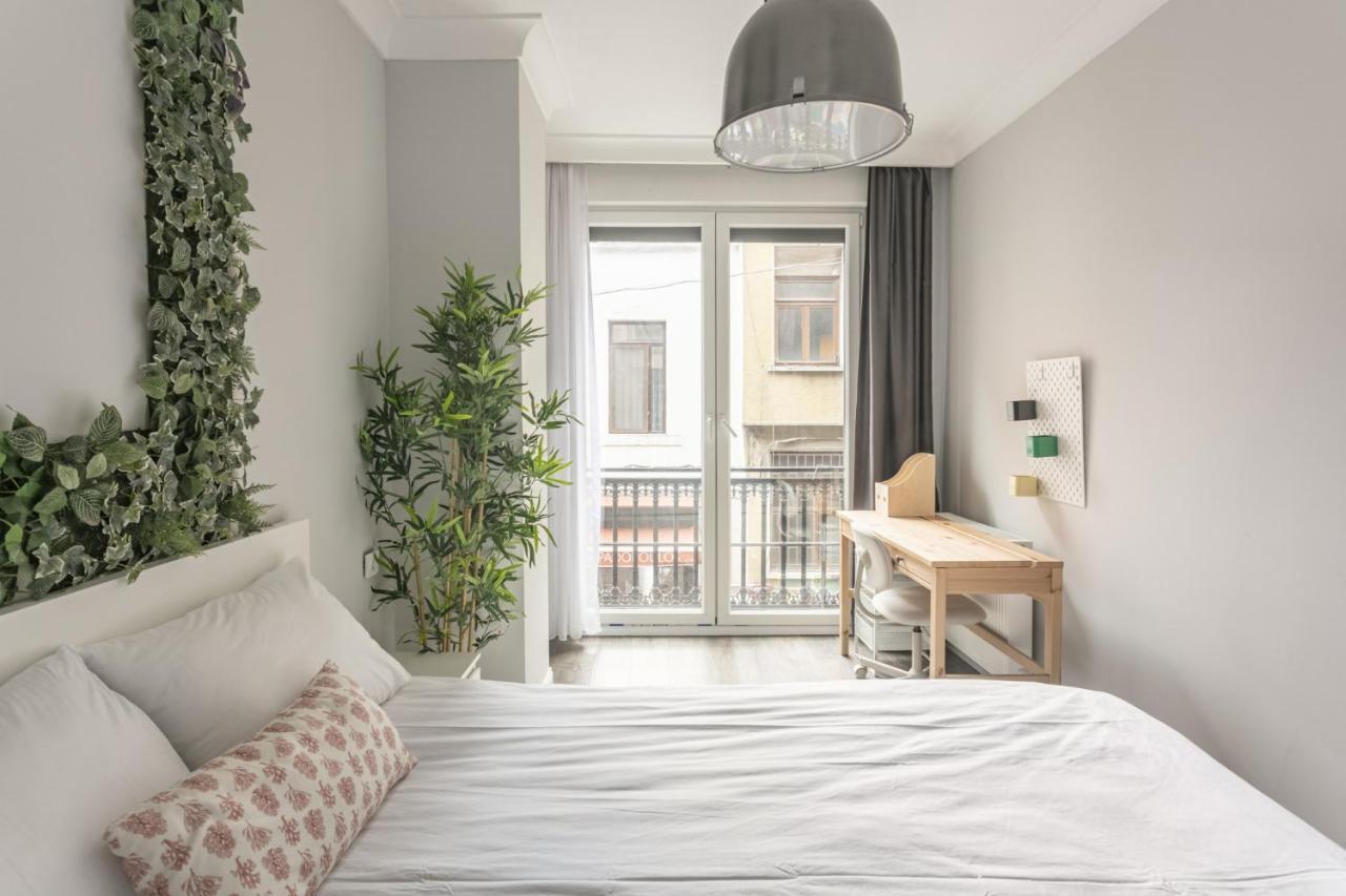 Central And Refreshing Flat In Beyoglu Istambul Exterior foto